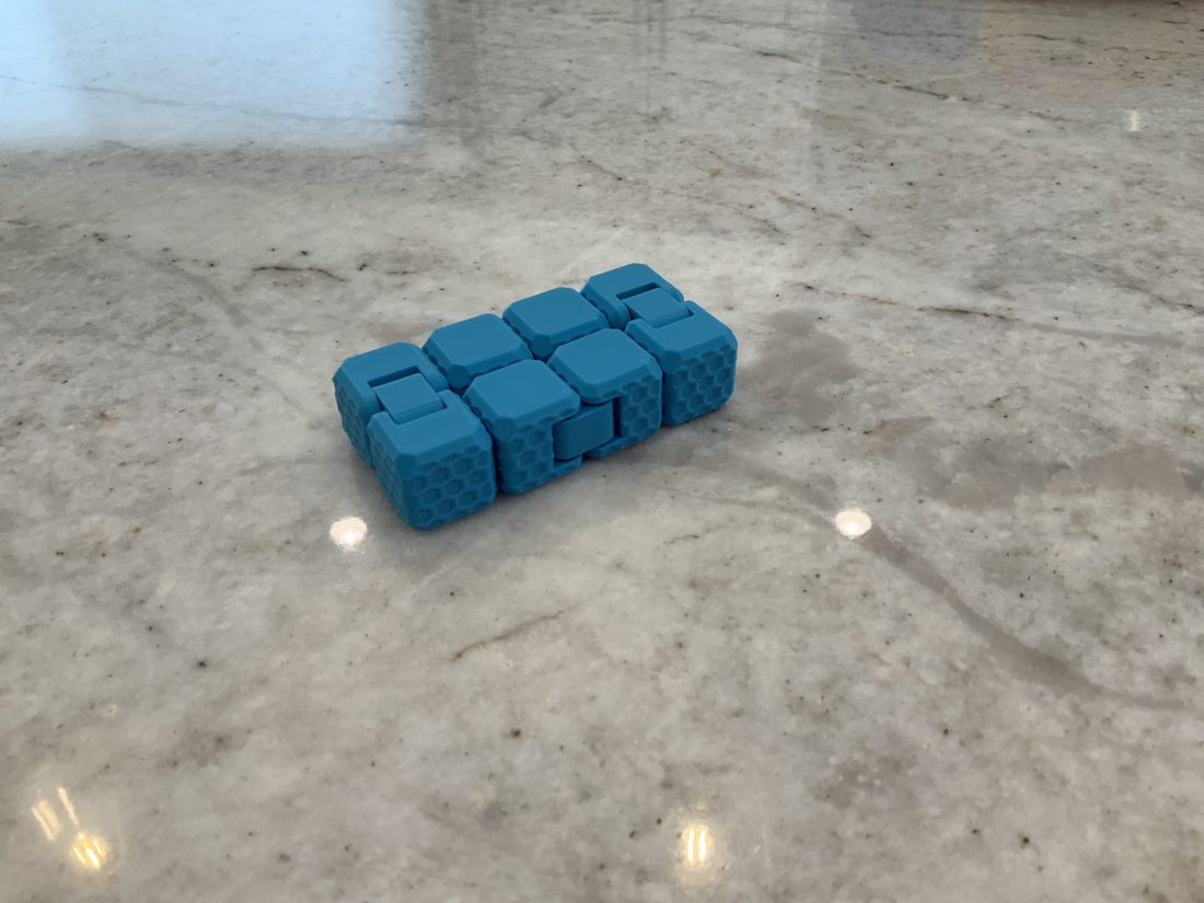Honeycomb texture infinity cube